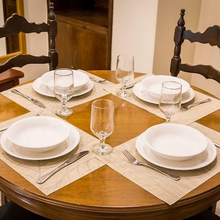 Classy 2 Bedroom Apartment Near Acropolis & Metro 아테네 외부 사진