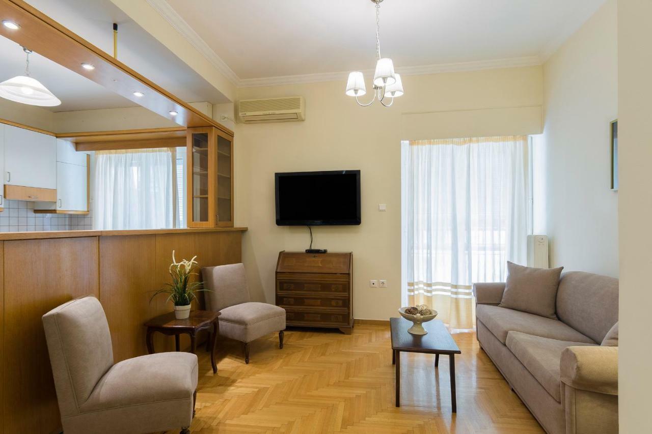 Classy 2 Bedroom Apartment Near Acropolis & Metro 아테네 외부 사진