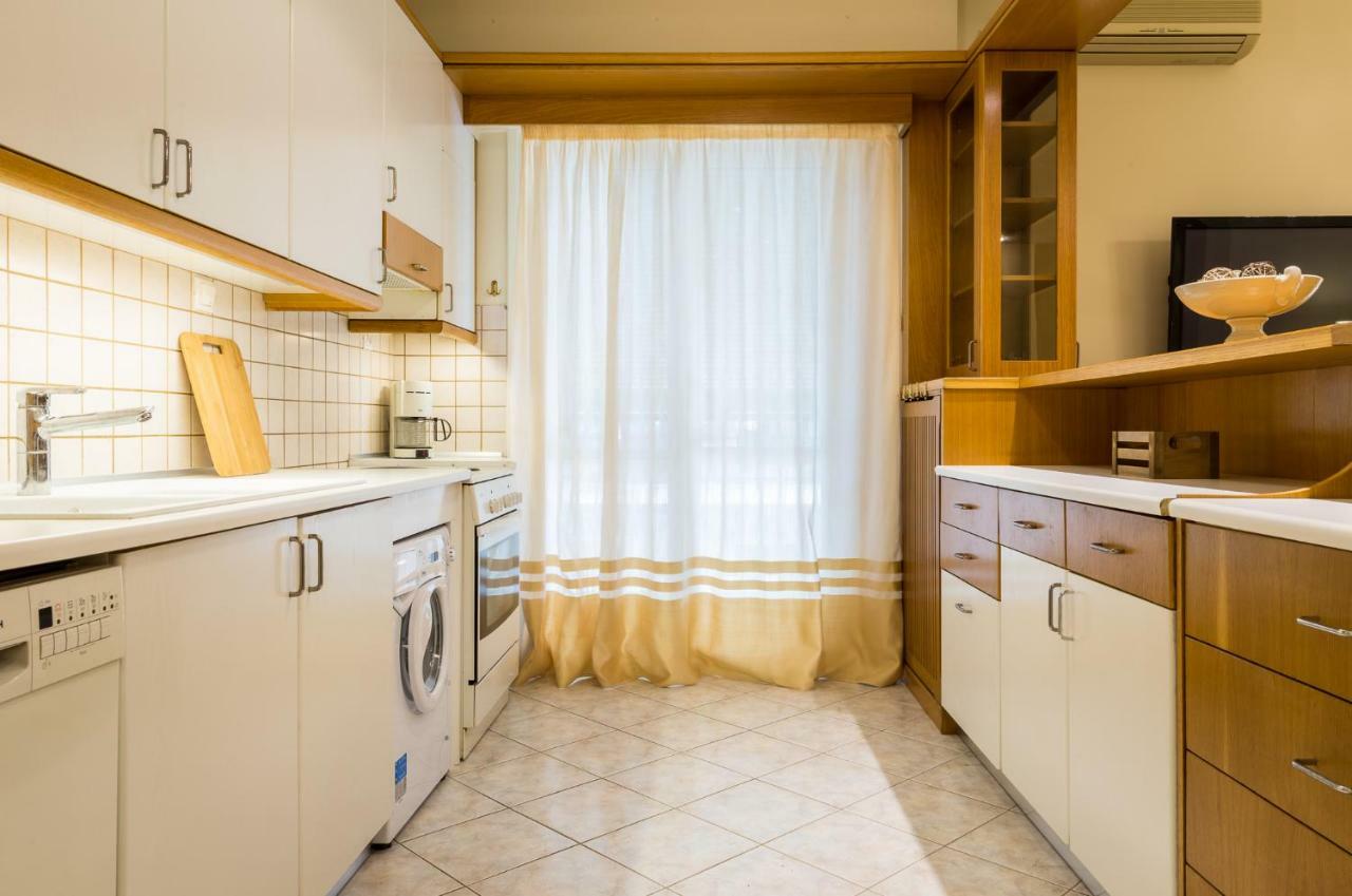 Classy 2 Bedroom Apartment Near Acropolis & Metro 아테네 외부 사진