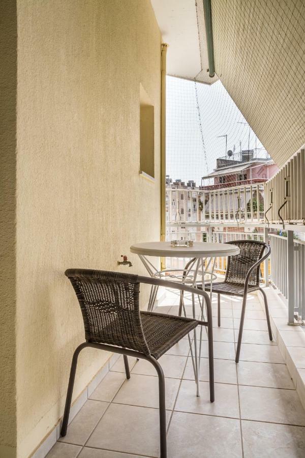 Classy 2 Bedroom Apartment Near Acropolis & Metro 아테네 외부 사진
